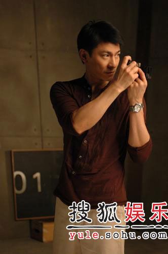 2006/8/25 刘德华再度代言司马表(cyma) 拍摄广告