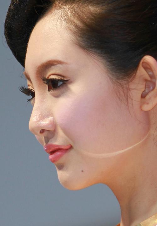 美女侧脸_美女侧脸剪影