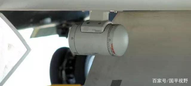 f-22等隐形战机:机腹会装备龙勃透镜,起到迷惑对手作用