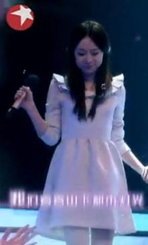 求百里挑一杨弘这件裙子的链接