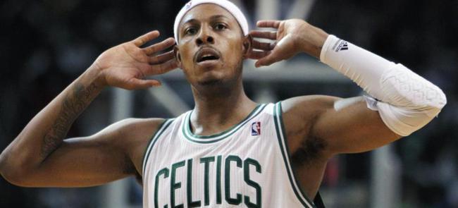 保罗皮尔斯身中11刀的球场硬汉永不屈服的真理