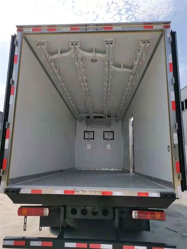 福田瑞沃国六6.8米冷藏车