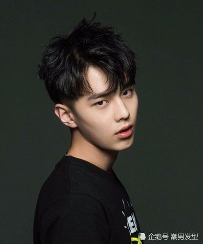 男生"两边铲短"发型这样剪更帅气,夏季就留这几款,个性显时髦