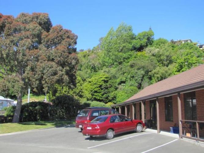 琥珀阁汽车旅馆 (amber court motel)
