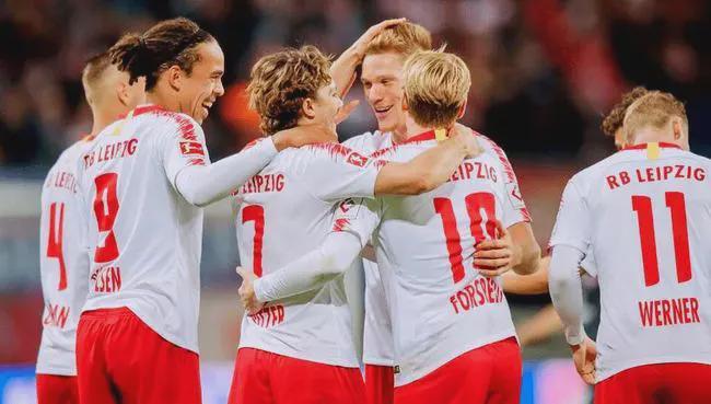 莱比锡红牛 vs 斯图加特:德甲莱比锡主场迎首胜