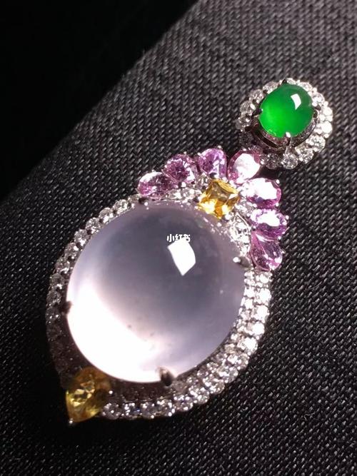 冰种蛋面吊坠_吊坠_翡翠_18k金镶嵌_时尚_配饰