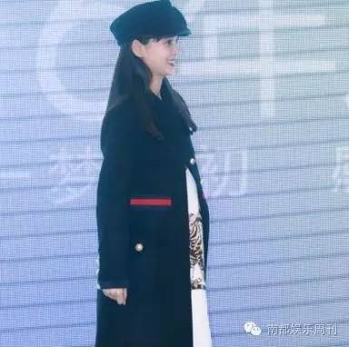 终极虐狗!baby挺五个月孕肚"突袭"黄晓明生日会