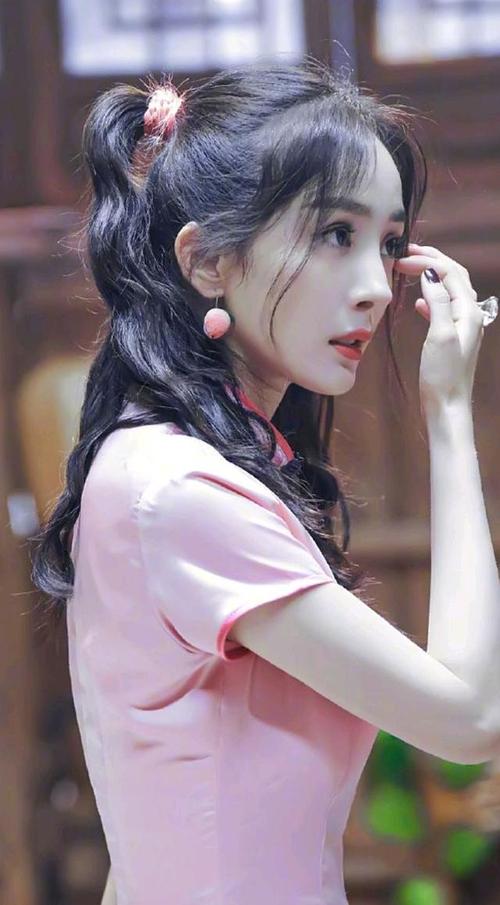 杨幂,双马尾造型,青春靓丽