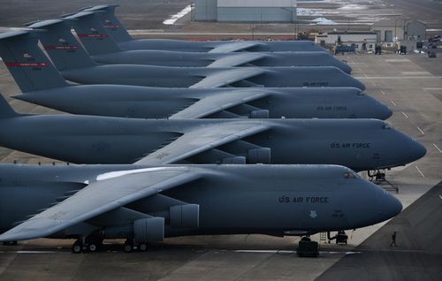 美国至今仍有一定数量的c-5运输机