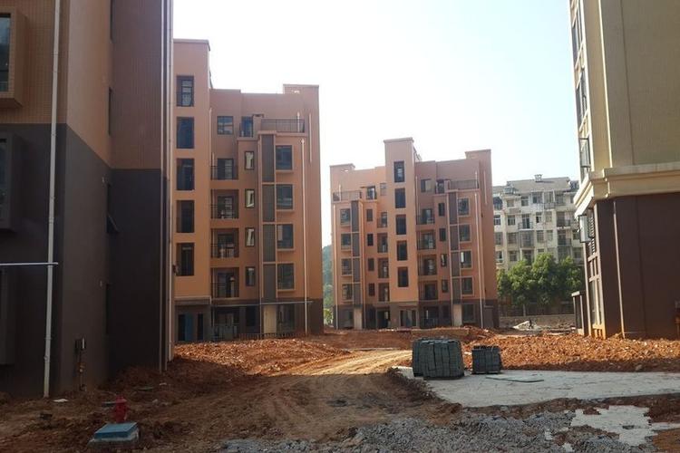  p>龙山观邸位于武汉市江夏江夏其它,由 a target="_blank" href="