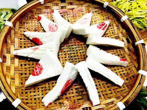 乾隆皇帝都曾经为她点赞  林梓潮糕最出名的要数老店"老万和茶"茶食铺