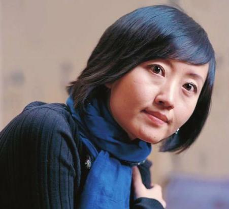 网曝作家冯唐为柴静离婚 知情人:只算蓝颜知己