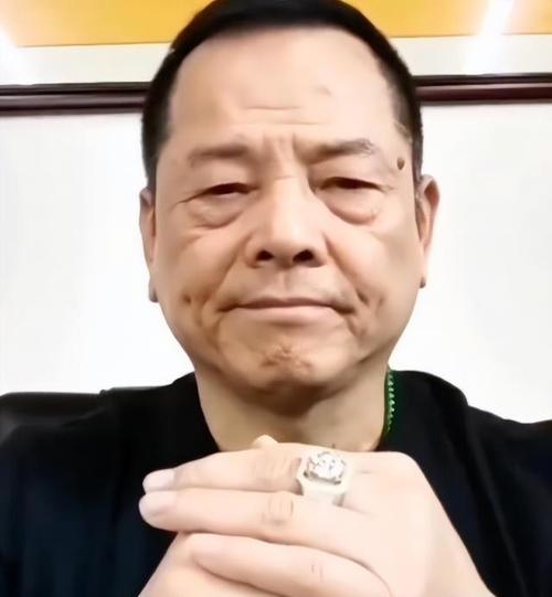 崩牙驹,让洪门子弟遇到不公之事,挺身而出如果有