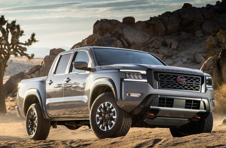 丰田海拉克斯的新对手,日产全新皮卡曝光,外观很霸气