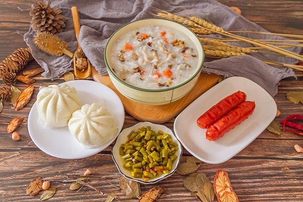 餐饮商机网 资讯 创业微报 肯德基早餐还推出了很多特色的套餐,可供