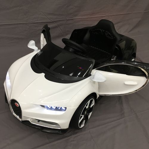 布加迪威龙儿童电动气车四轮遥控汽车可坐男女小孩