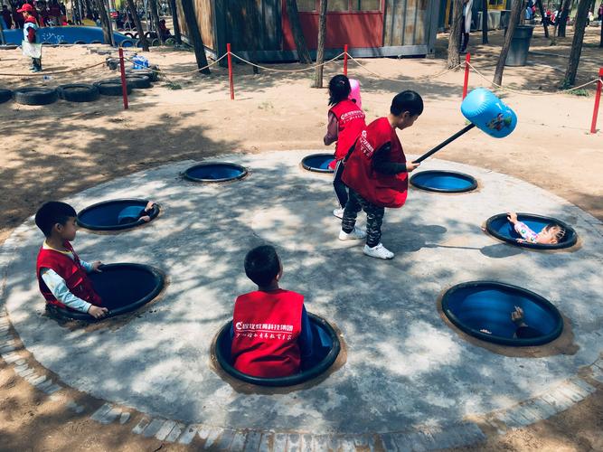 真人打地鼠,就是这么的简单又开心