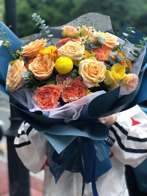 适合送给男朋友的花_送男朋友_y.