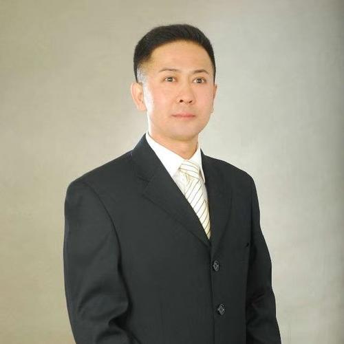 常东,沈阳京剧院国家一级演员,武生老生.