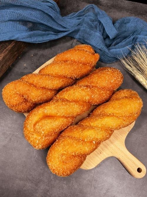 正宗酸奶麻花东北特产豆沙肉松大软麻花爆浆流心面包老式传统糕点