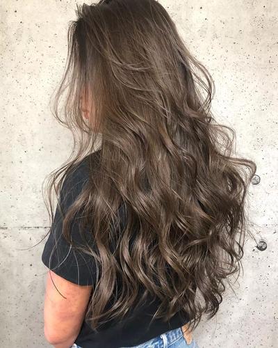 卷发发型要搭配颜色才好看,来看看你更喜欢哪款搭配吧