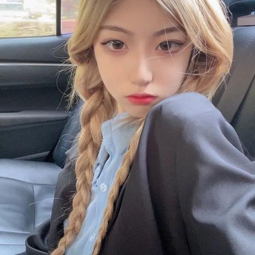 谁都是公主,高冷御姐范头像