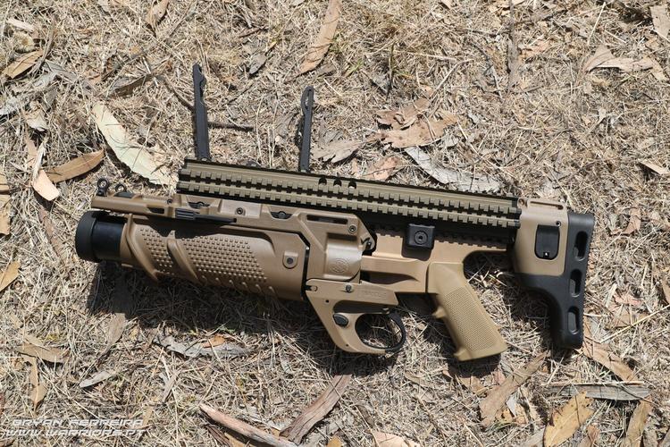 mk13 eglm榴弹发射器