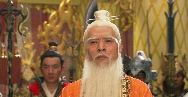 排名第二的应该是通天教主,虽然他入门晚于两位师兄,但他确实是个不世