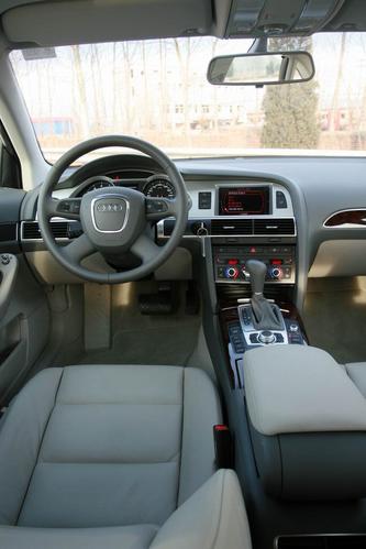 09款全新奥迪a6l内饰实拍