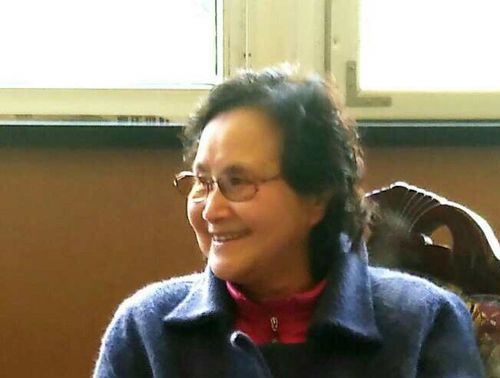 笑春风 写美篇小合影, 第一排左起: 何少华  杨建州  袁丽华  朱薇薇