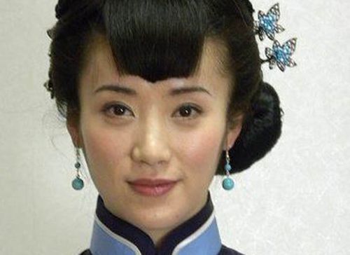 系章子怡同班同学 对战袁立   