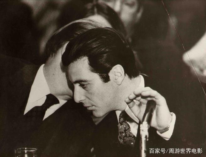 推荐一组《教父2》高清剧照,阿尔帕西诺和德尼罗隔空飙戏