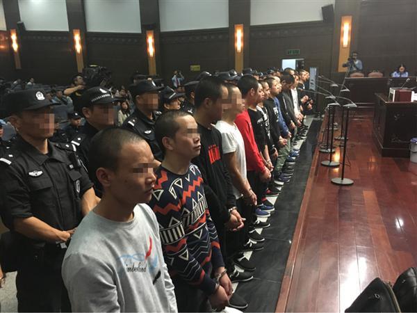 杭州首例涉黑案宣判 萧山"黑老大"一审获刑15年