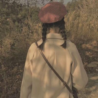 唯美复古文艺女生头像高清图片带字