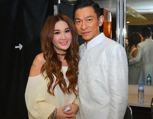 原创如何得到与刘德华的合影?