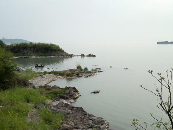 巢湖边上有个黑石嘴