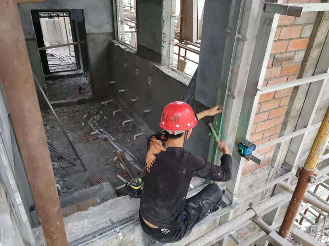 g7#楼门窗副框安装