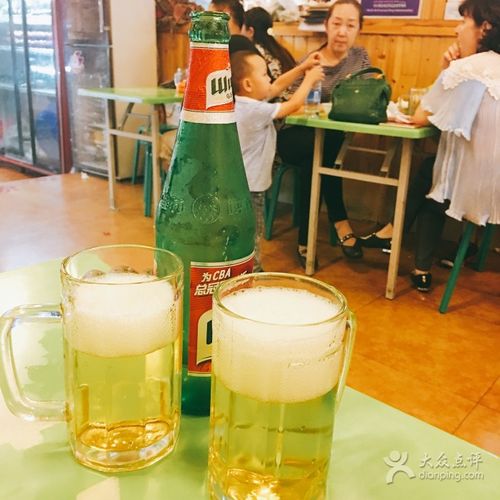 河堤夜市8号 索菲亚乌苏啤酒图片 - 第3张