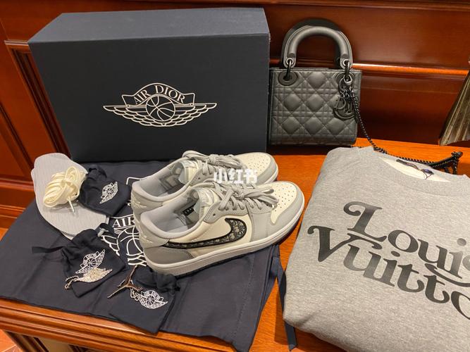 dior aj1_迪奥怎么样_airjordan_鞋子_dioraj1_时尚