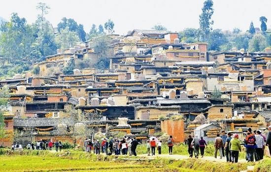 云南 泸西县 城子古村 - 海阔山遥 - .