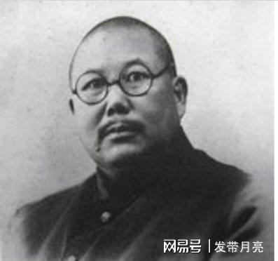 马步芳之所以能称霸西北多年,很大程度上是因为有个好爸爸|马家军