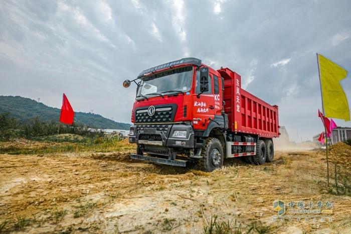 东风天龙kc实况越野性能挑战赛巅峰对决