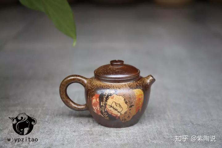 广西钦州坭兴陶和云南建水紫陶有何不同