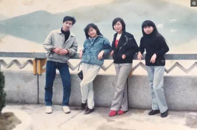 90年代中国老照片: 图4非常夸张,图6让人尴尬,图9让人一夜暴富