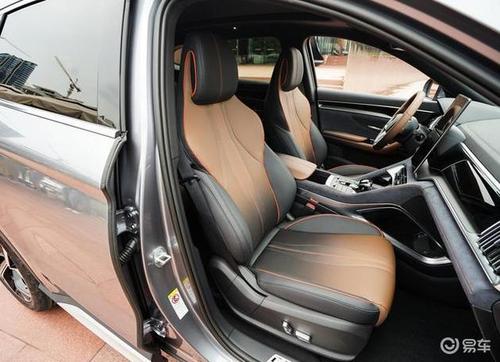 宋plus内饰_空间_口碑