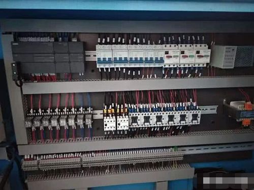 plc编程里面有接线端子怎么外部还要接外端继电端子台