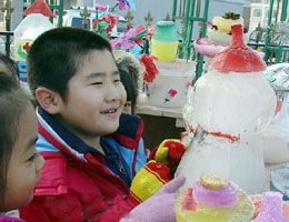 小学生自制冰雕冰花