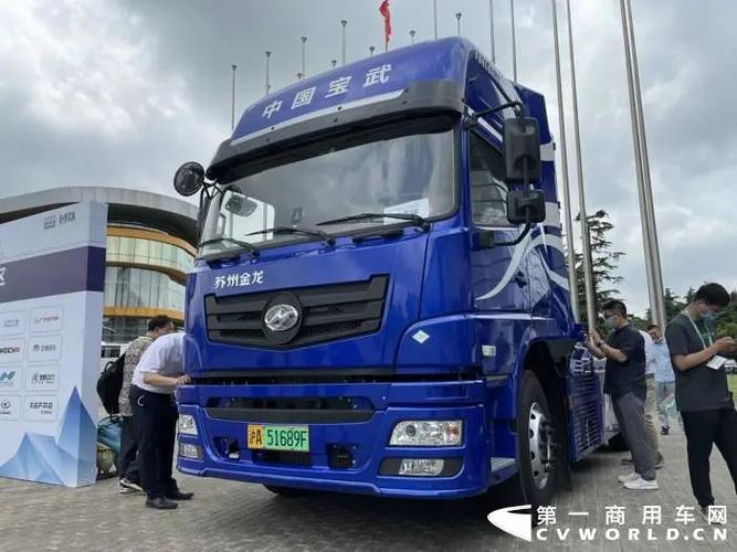 解放/重汽/大运/宇通/海格等重卡及客车亮相 燃料电池