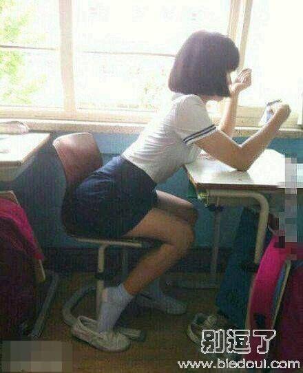 在教室脱鞋不好吧