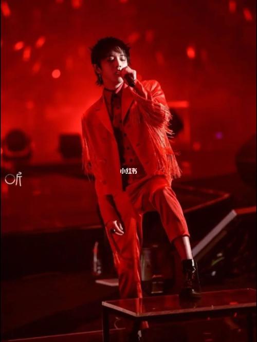 华晨宇1990年2月7日出生,今年31岁,是湖北十堰人,毕业于武汉音乐学院